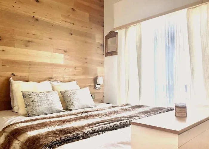 Family Cocoon Prime Rochebrune Location *